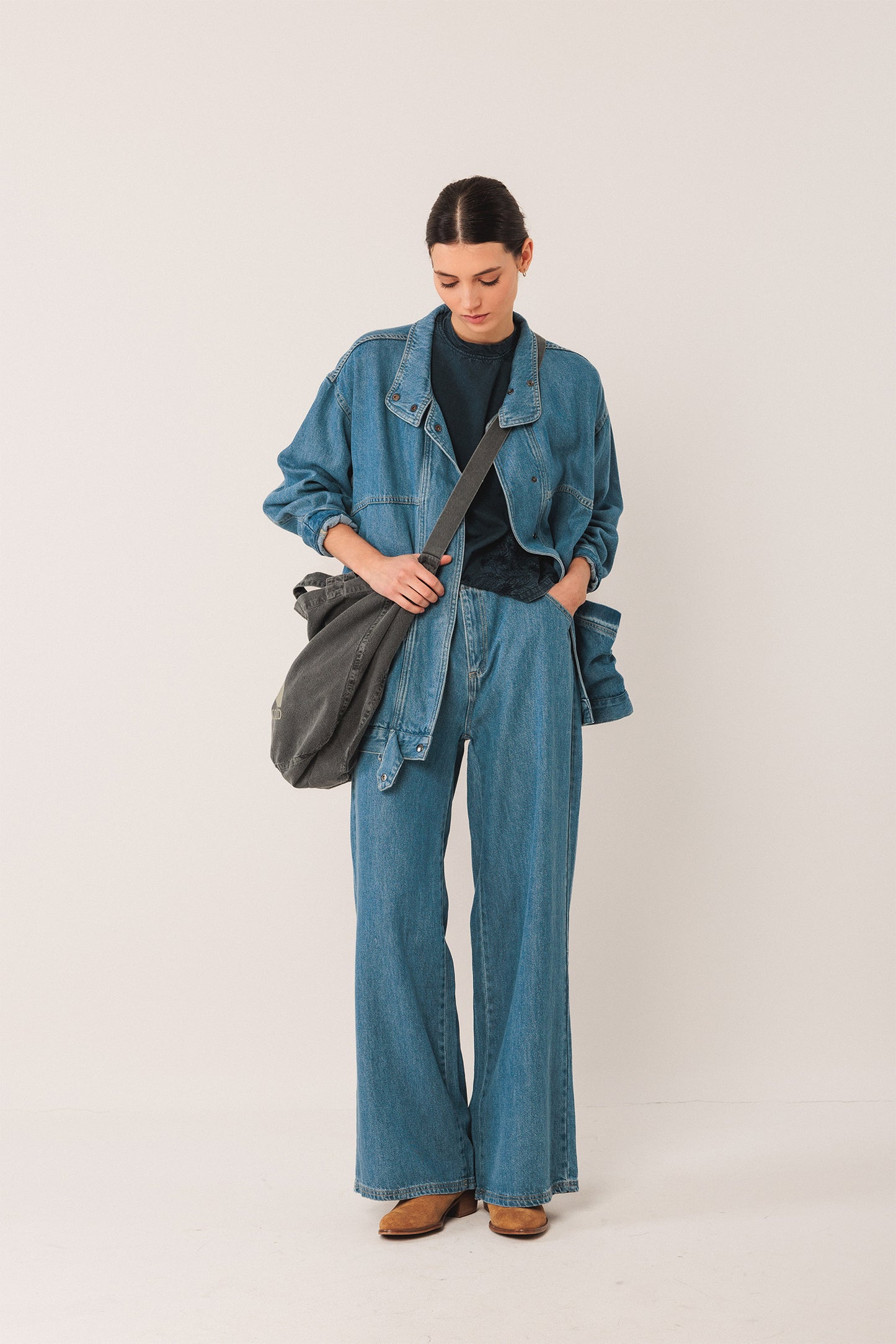 T-SHIRT EN COTON BRODÉ