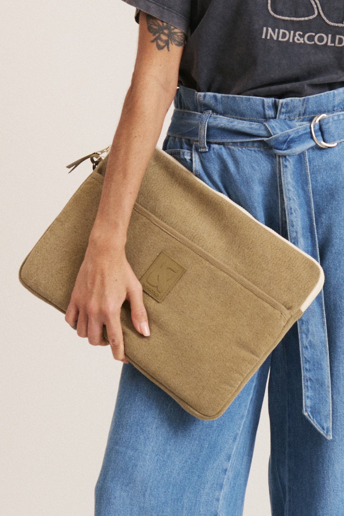 RECYCLED CANVAS LAPTOP CASE