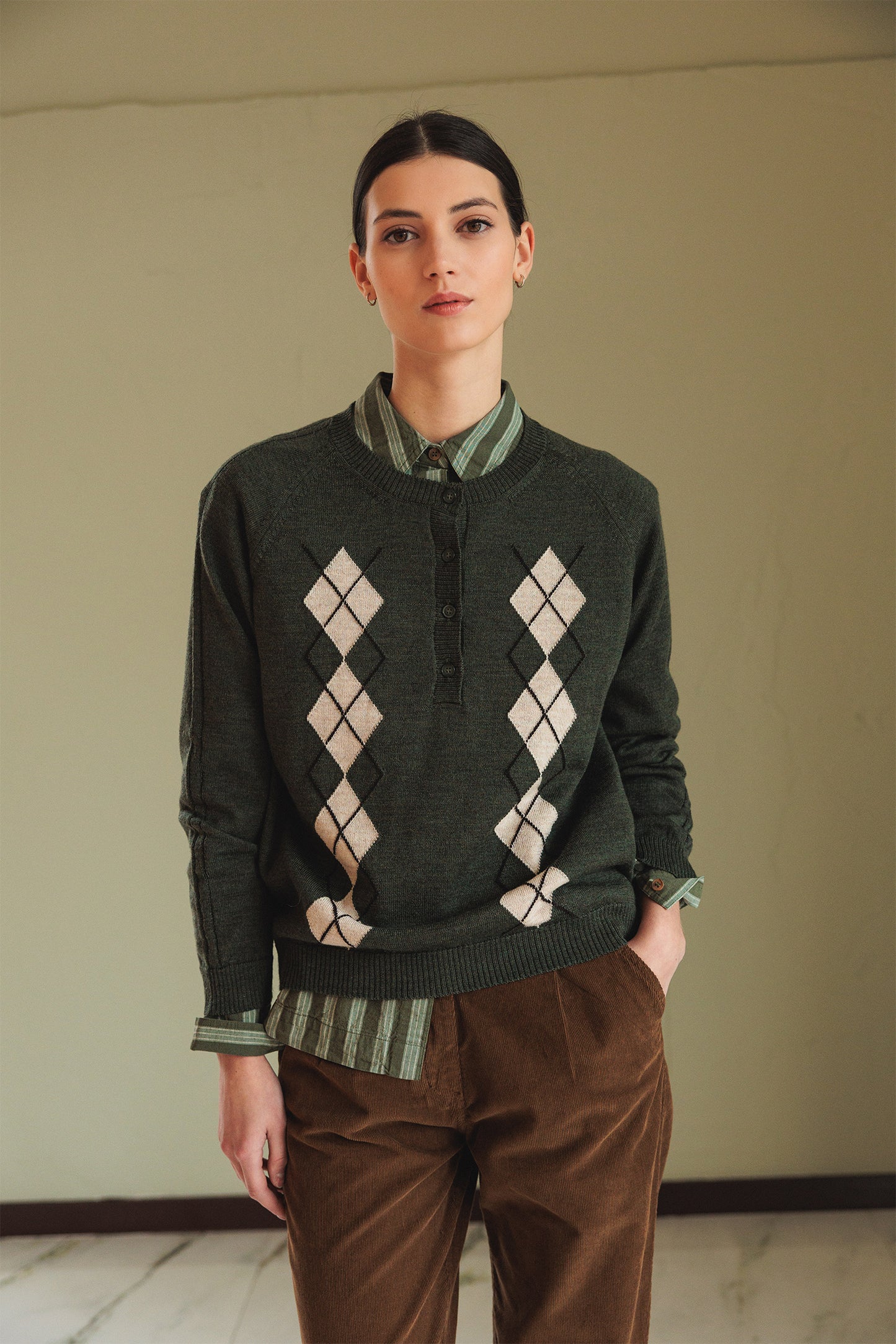 [CL] MERINO DIAMOND SWEATER