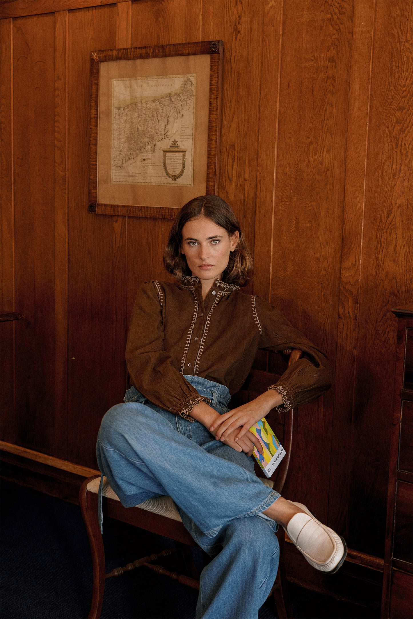 CORDUROY RUFFLED COLLAR BLOUSE