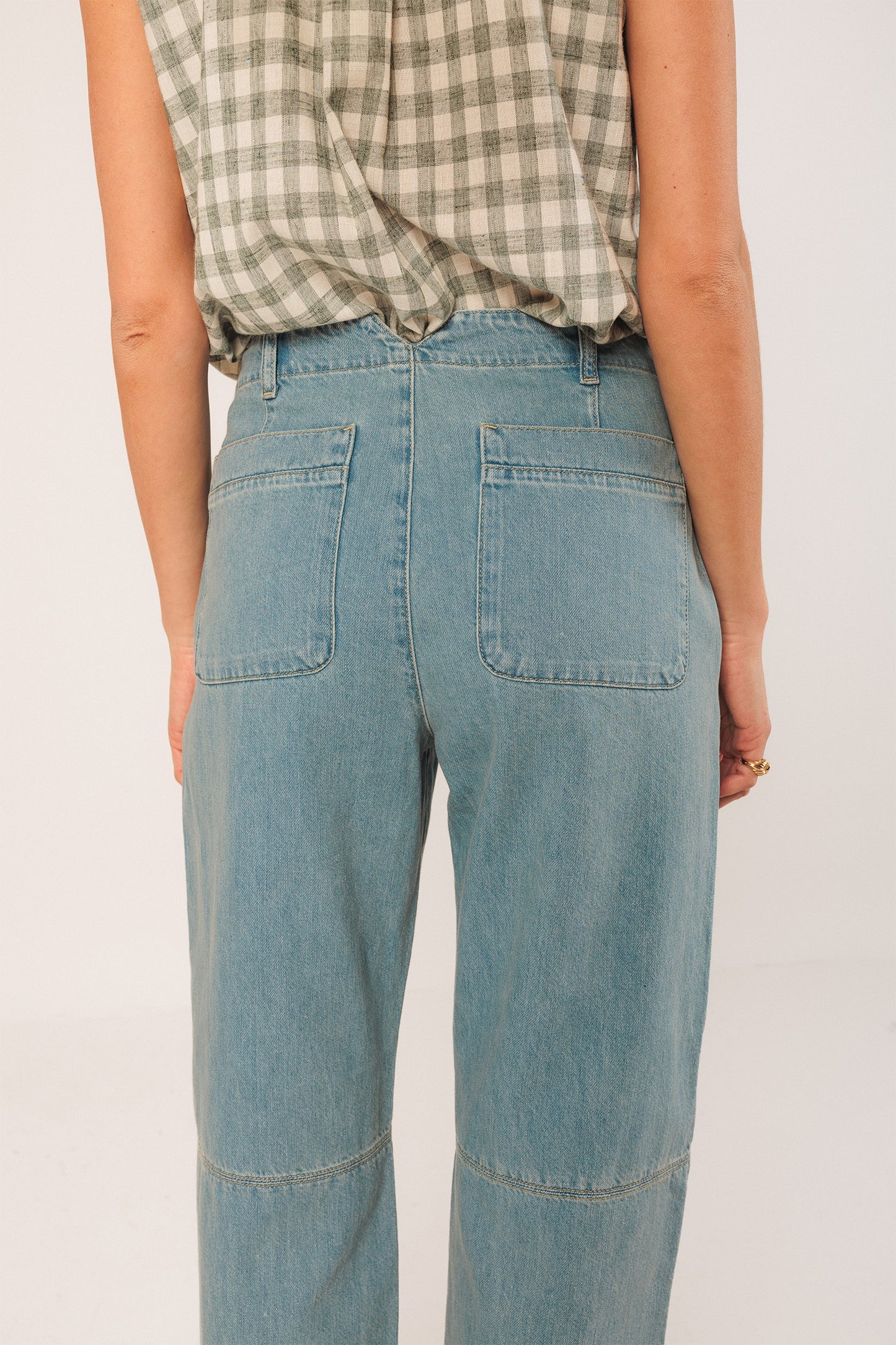 PANTALÓN CARROT DENIM