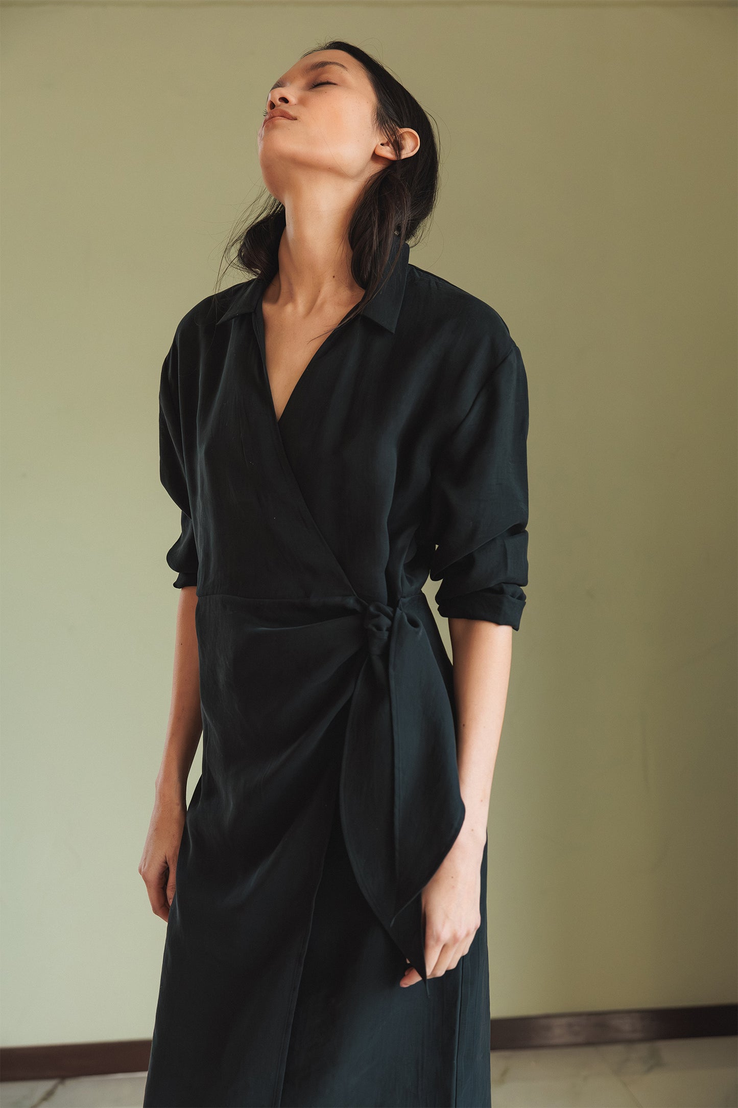 VESTIDO DRAPEADO ANUDADO