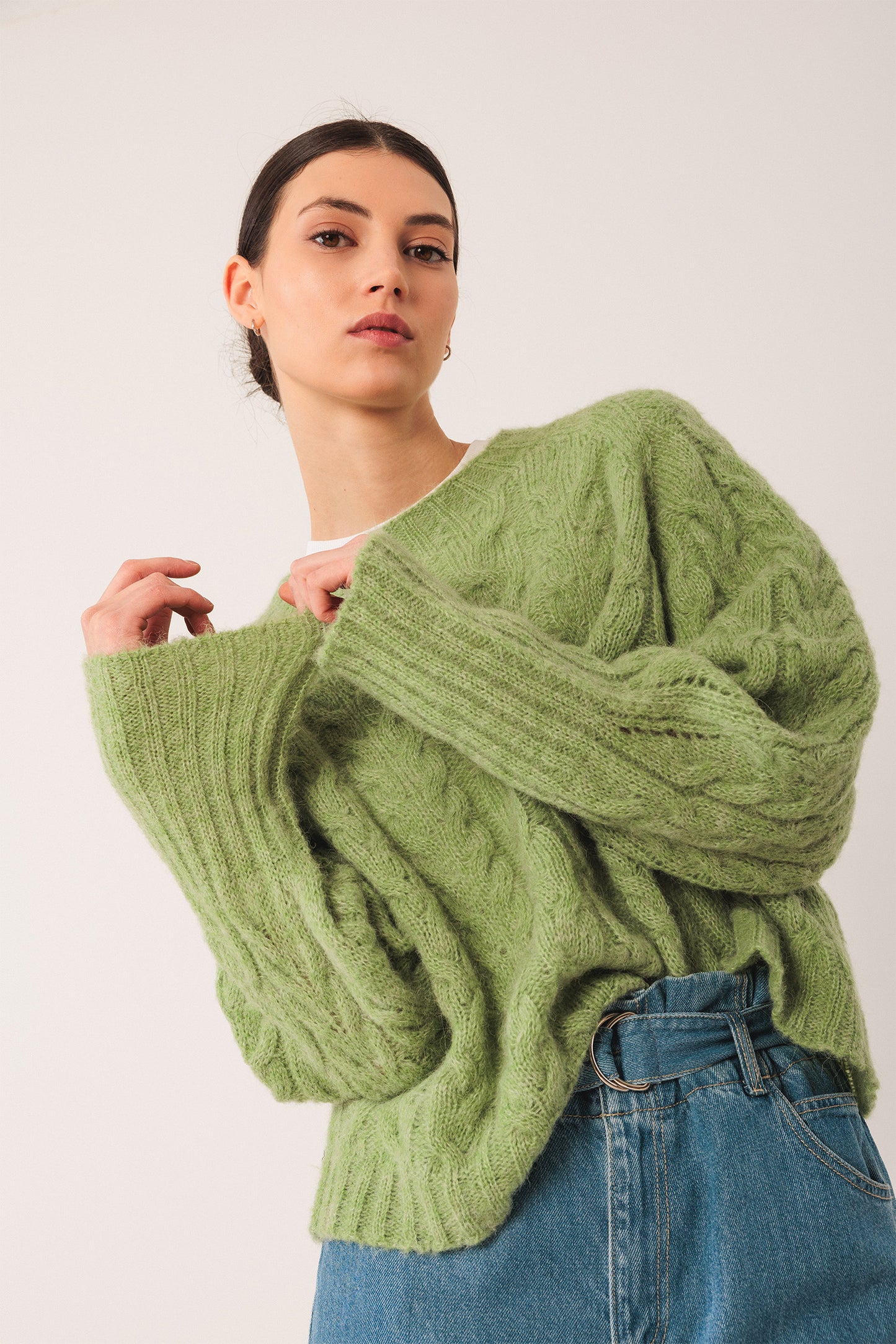 CABLE-KNIT CROP SWEATER