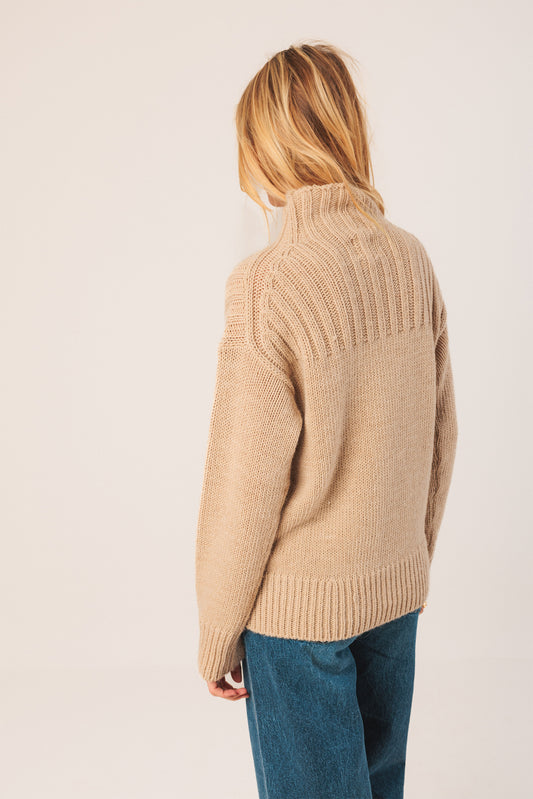 TURTLENECK SWEATER 4