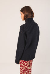 TURTLENECK SWEATER