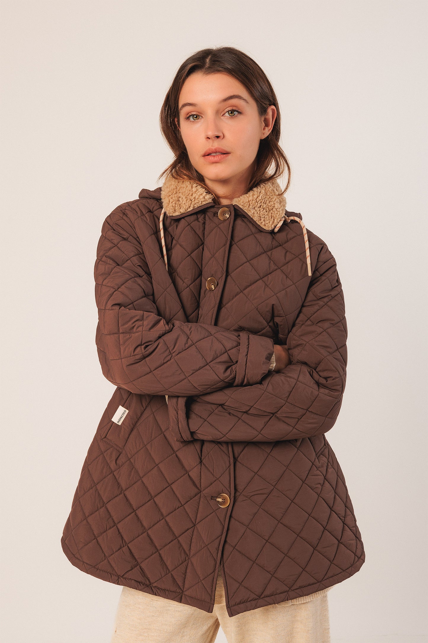 MANTEAU MATELASSÉ À CAPUCHE
