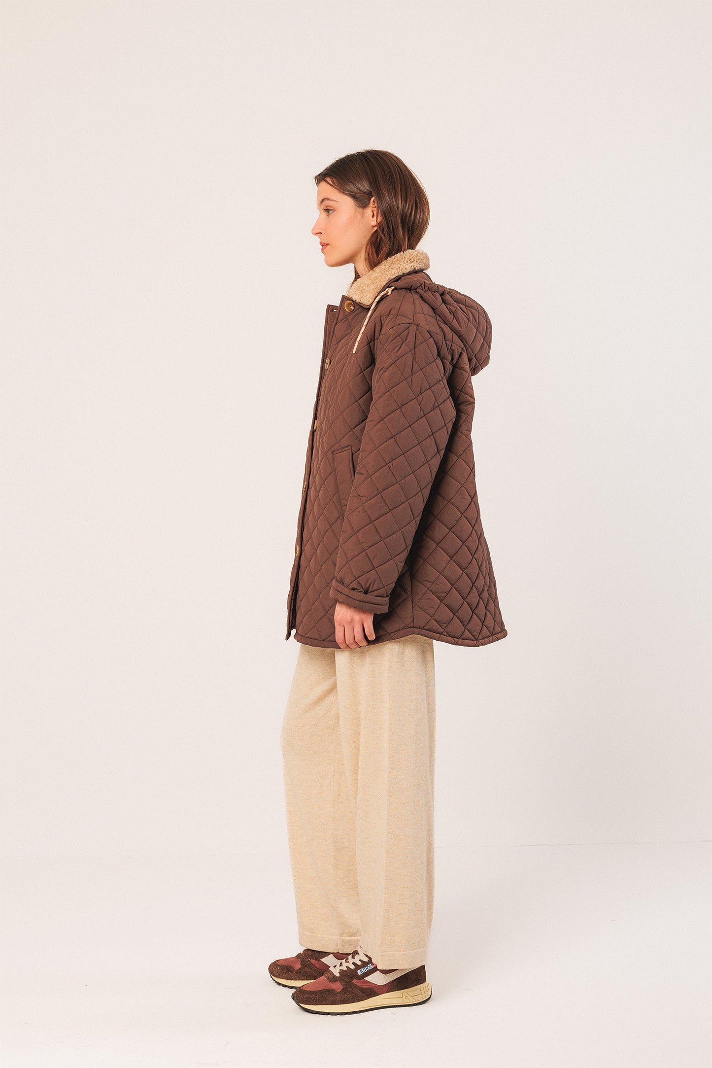 MANTEAU MATELASSÉ À CAPUCHE