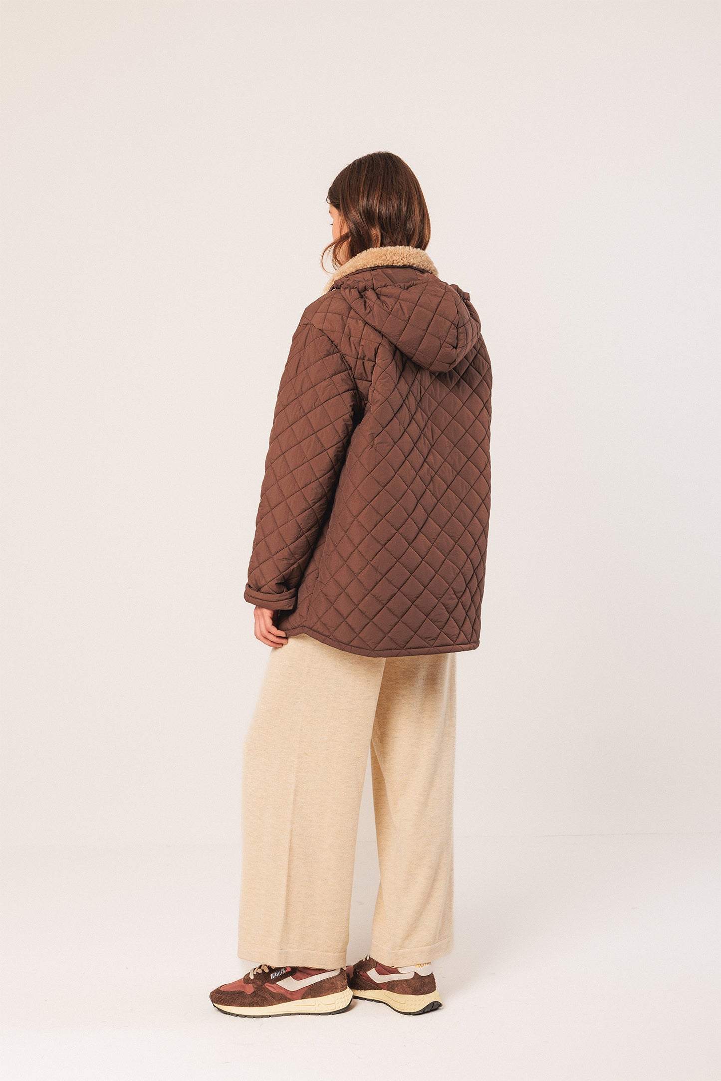 MANTEAU MATELASSÉ À CAPUCHE