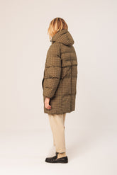 MANTEAU EN DUVET À CARREAUX
