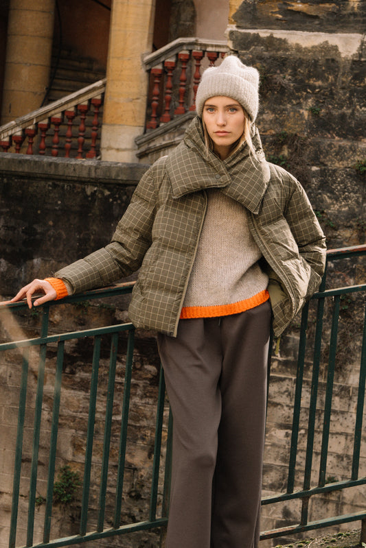 SHORT CHECKERED DOWN COAT 1