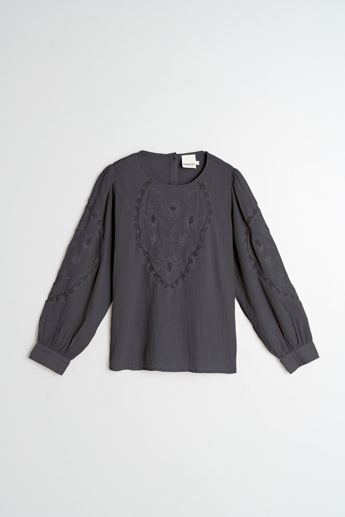 BLUSA BORDADO ROMÁNTICO