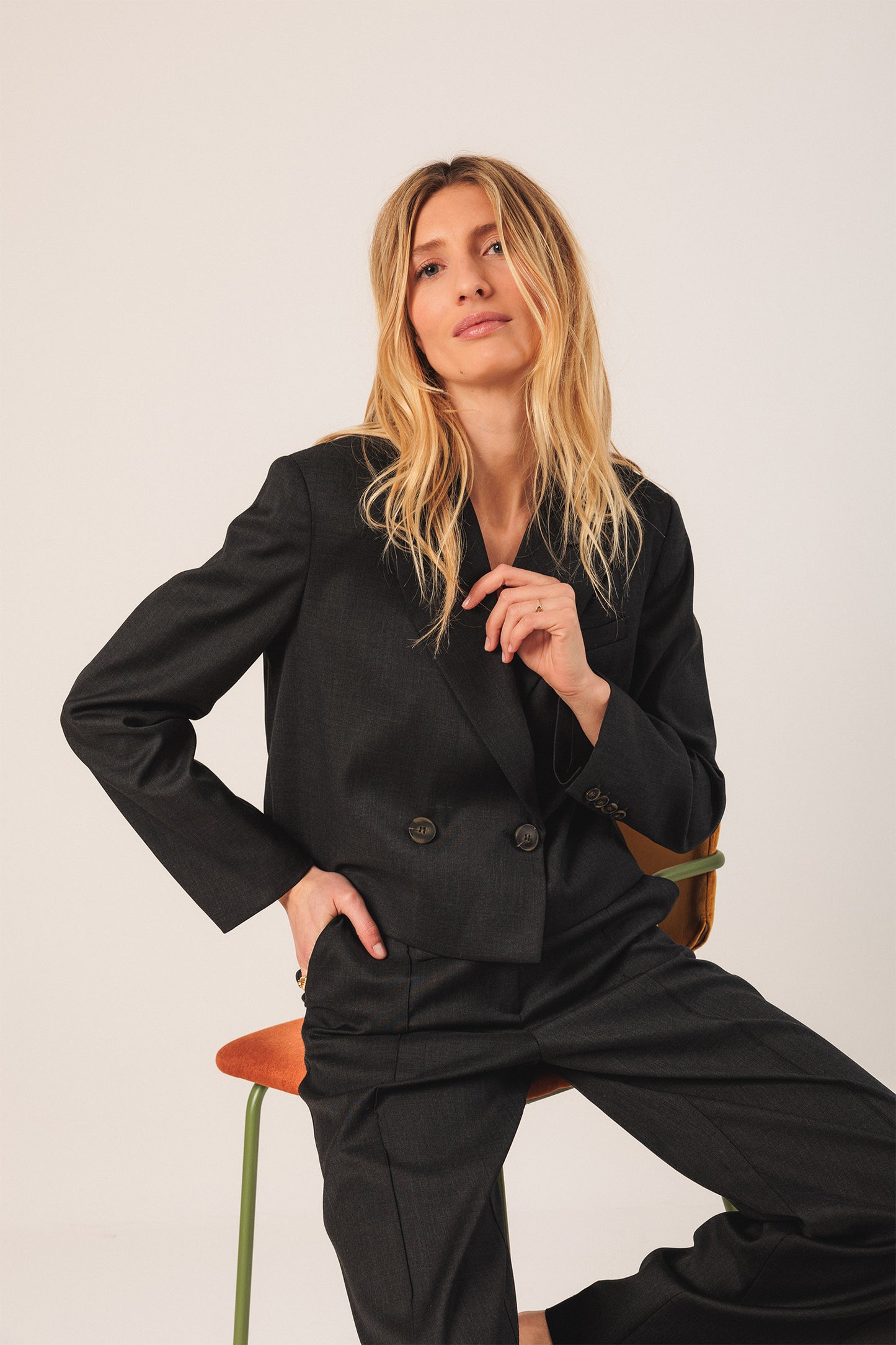 [CL] LAPEL CROP BLAZER
