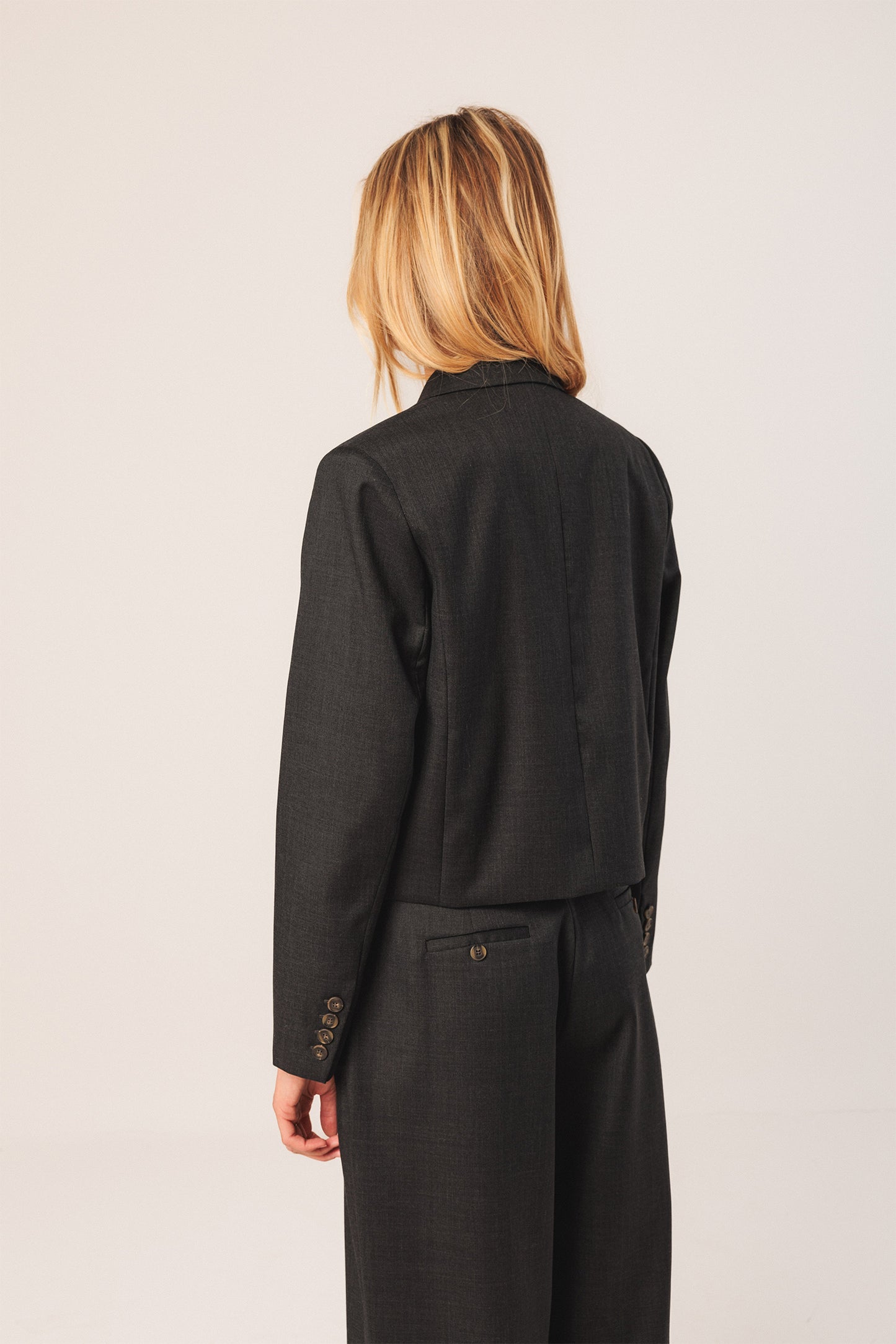 [CL] LAPEL CROP BLAZER