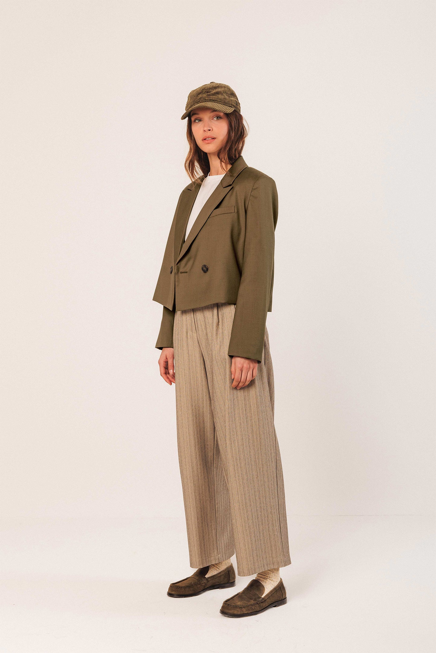 VESTE CROP À REVERS