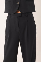 [CL] NOE DART PANT