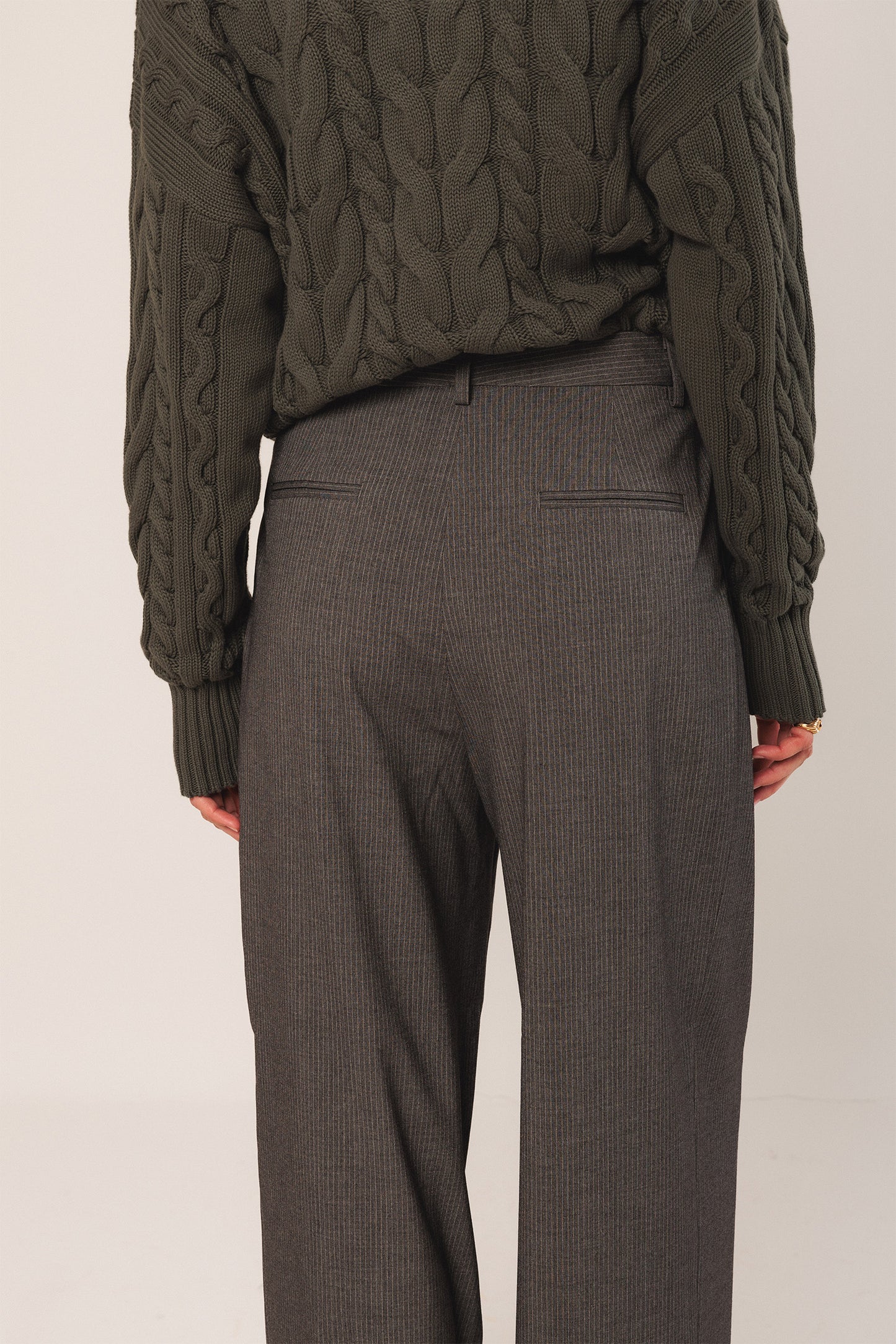 PANTALÓN VESTIR PINZAS