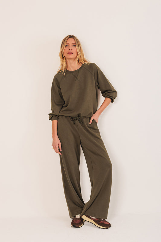 WIDE-LEG PANTS