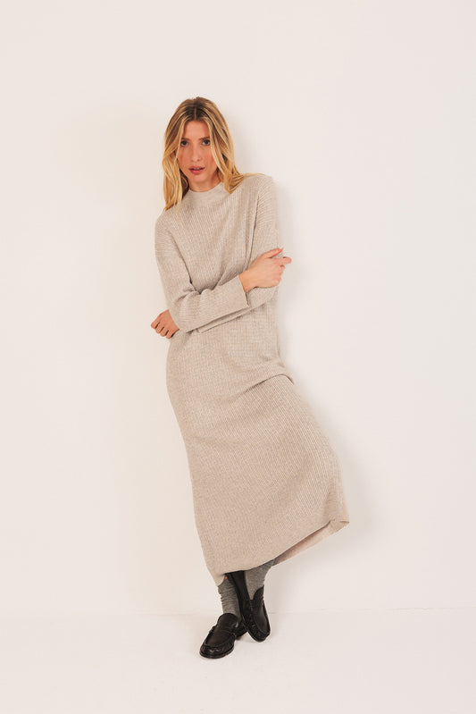 WIDE CABLE-KNIT DRESS 5