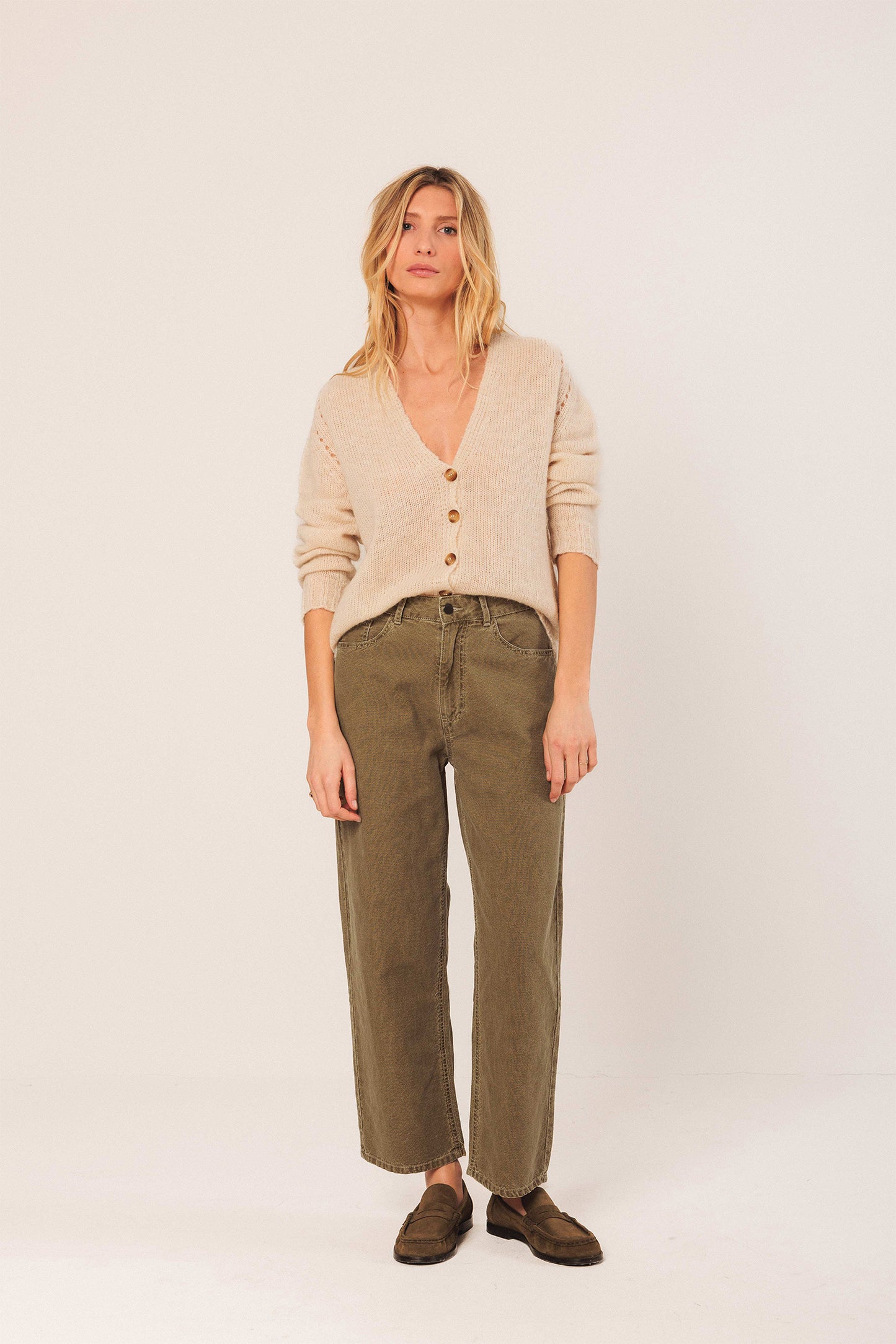 PANTALÓN SARGA LAVADA