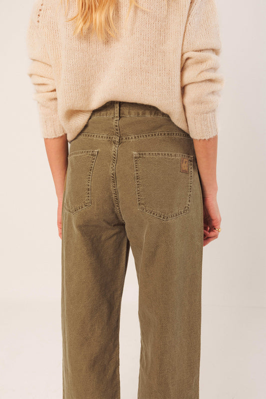 PANTALÓN SARGA LAVADA