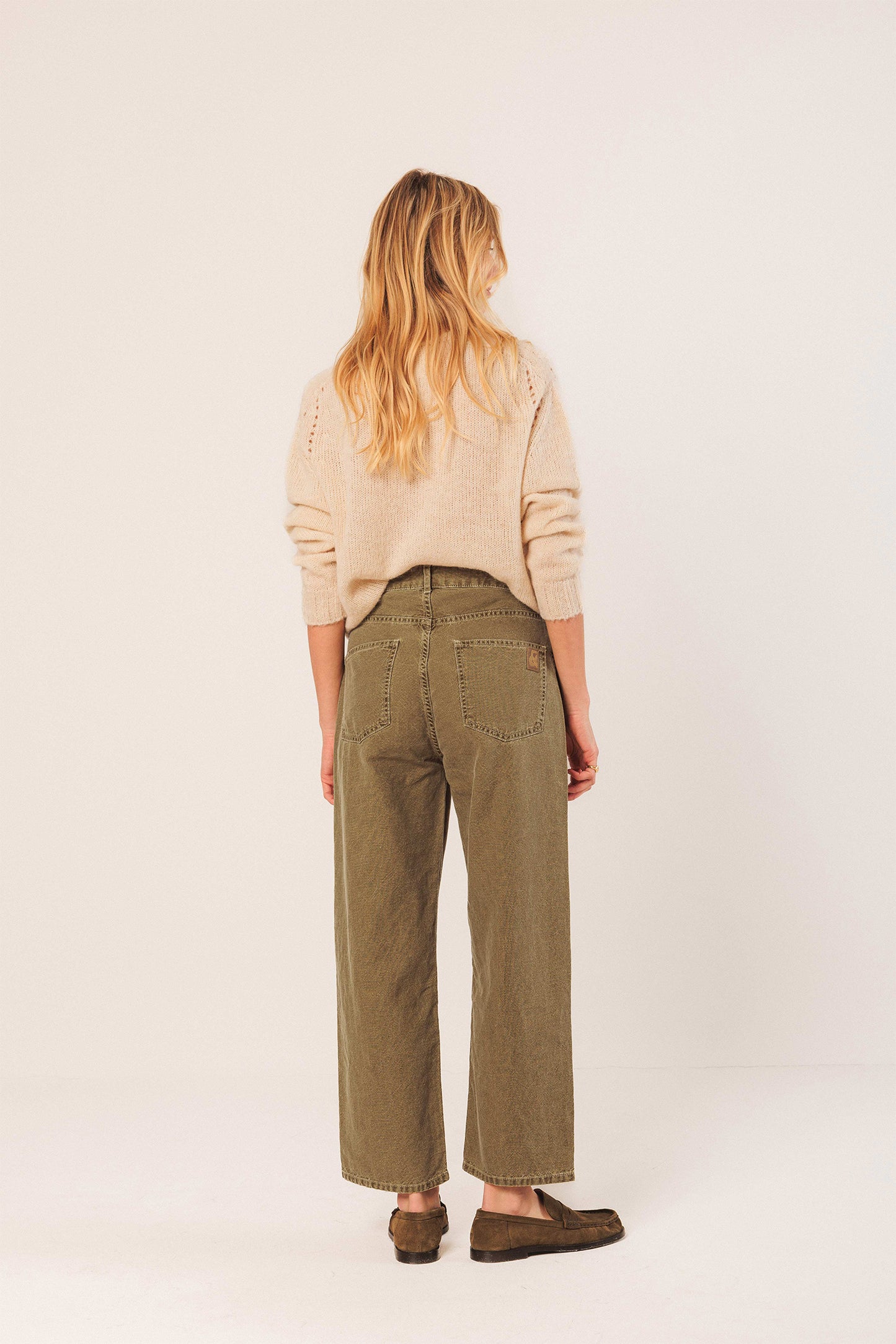 PANTALÓN SARGA LAVADA