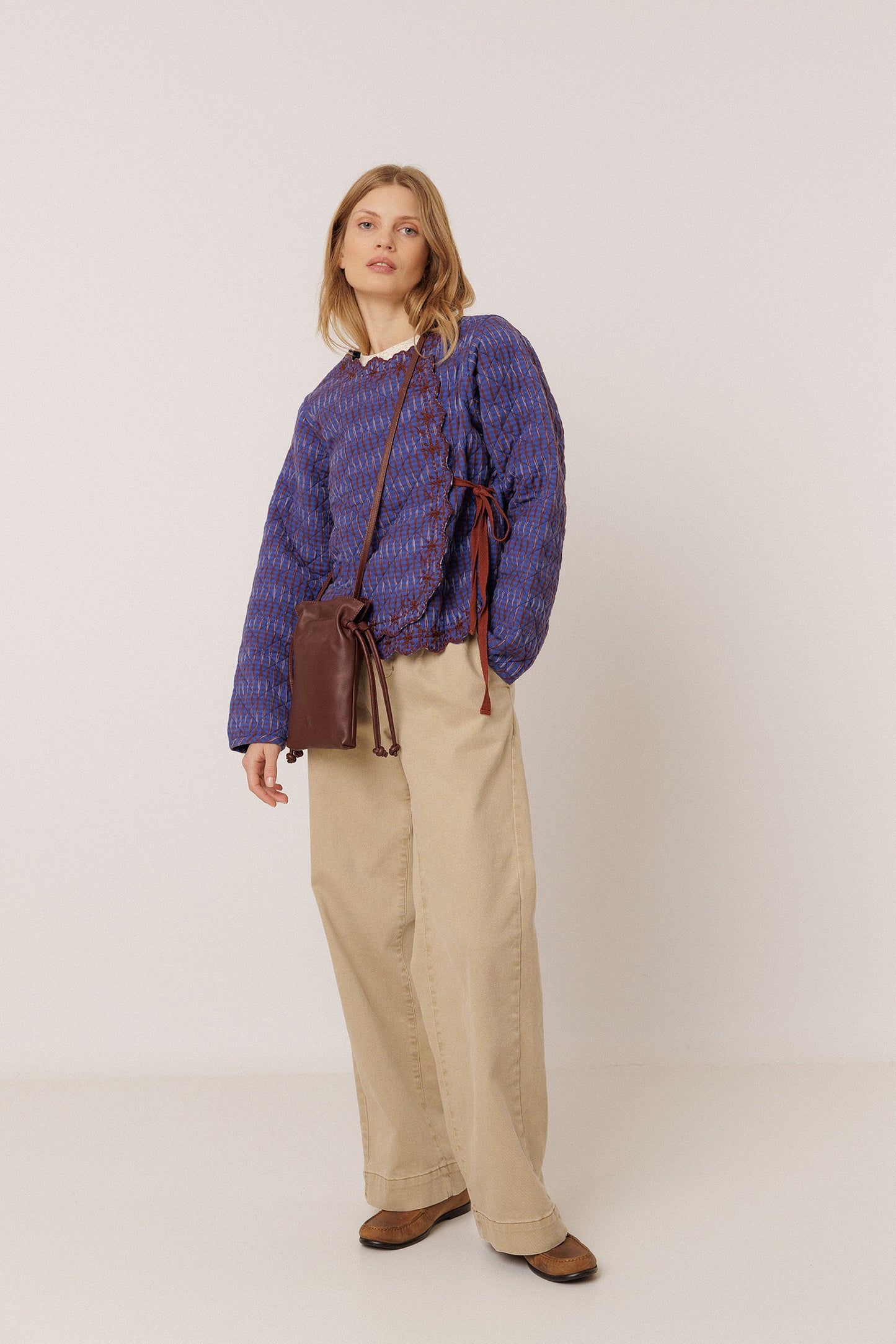 CONTRAST-EMBROIDERY QUILTED JACKET