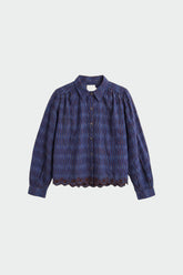 CONTRAST-EMBROIDERY SHIRT