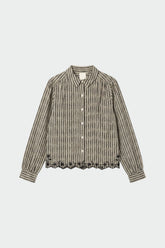 CONTRAST-EMBROIDERY SHIRT