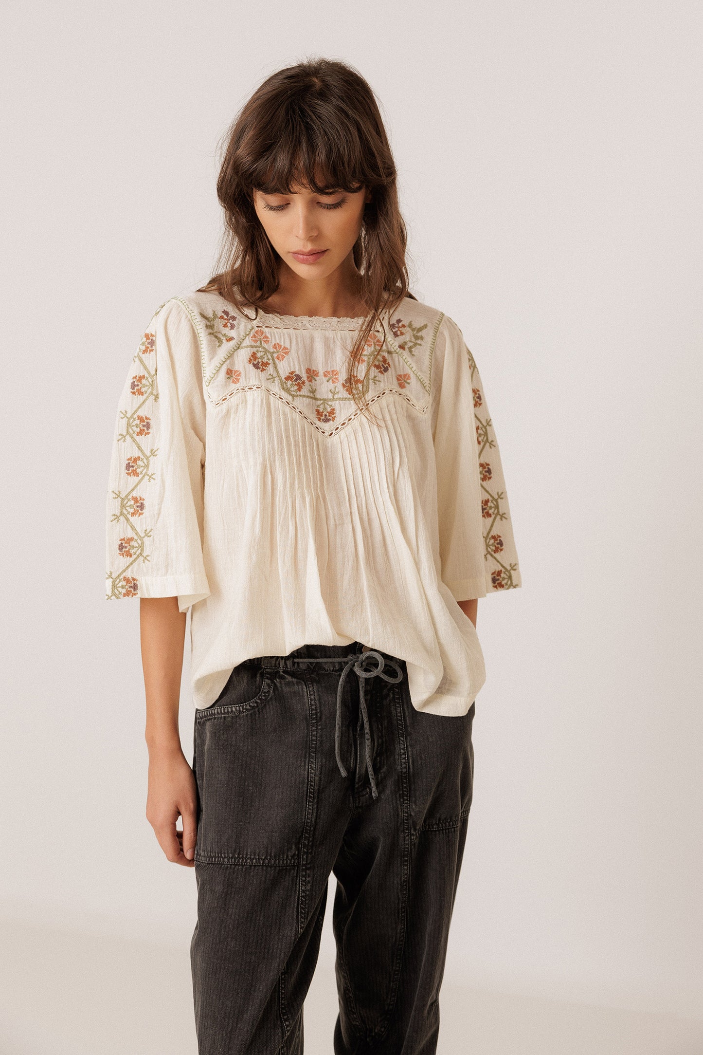 BLUSA CANESÚ BORDADO