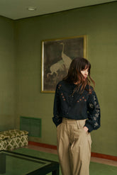 VOLUMINOUS EMBROIDERED SHIRT