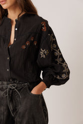 VOLUMINOUS EMBROIDERED SHIRT