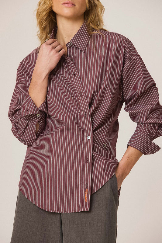 CAMISA RAYA MASCULINA MULTIPOSICIÓN 1