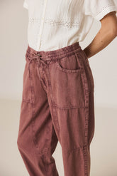 HERRINGBONE CARROT PANTS