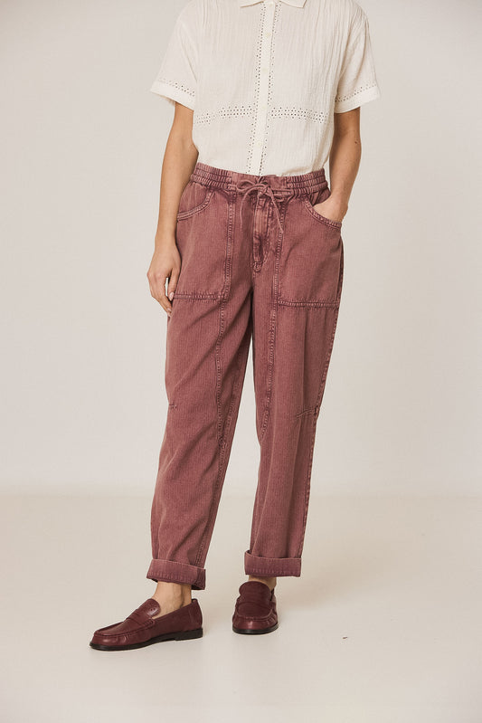HERRINGBONE CARROT PANTS 4