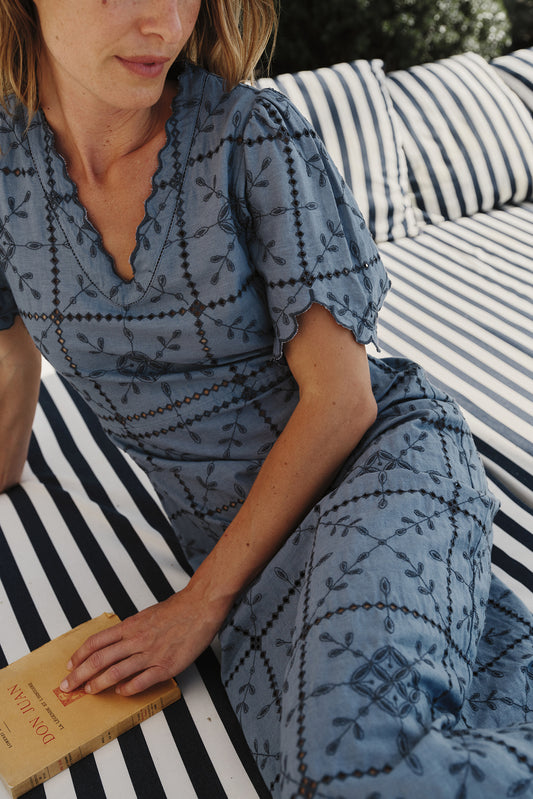 PERFORATED-EMBROIDERY MIDI DRESS 5