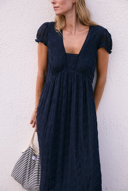 VESTIDO MIDI BORDADO 1