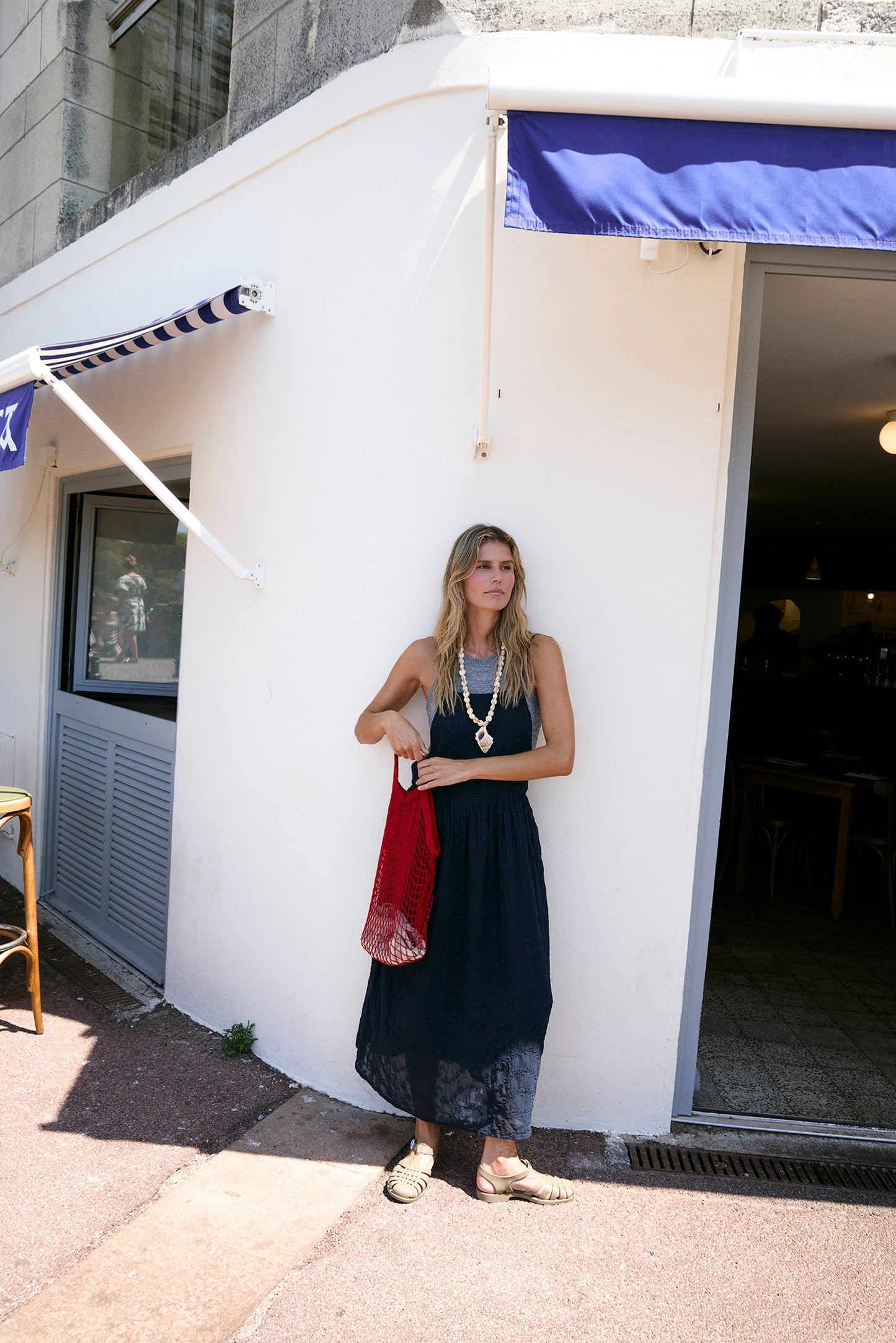 ROBE TABLIER BRODÉE