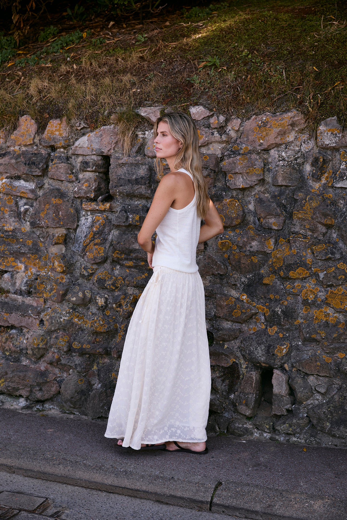 JUPE ROMANTIQUE BRODÉE