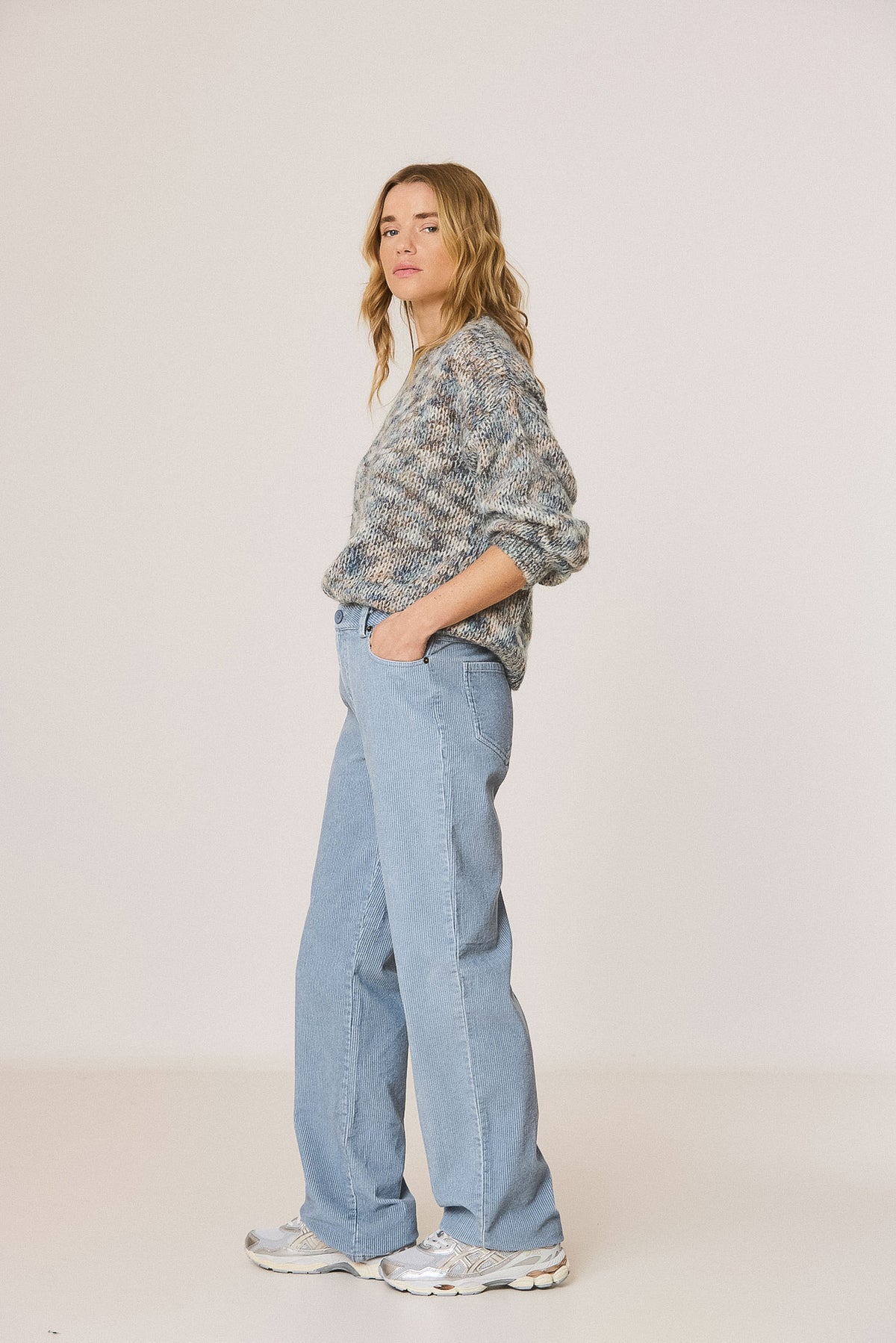 DECORATIVE MELANGE SWEATER