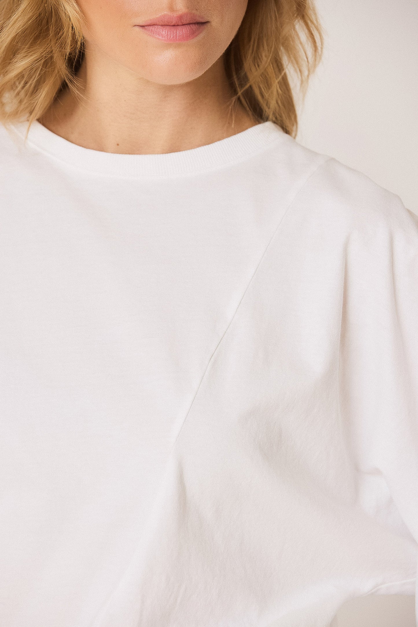 CARBON-FINISH T-SHIRT