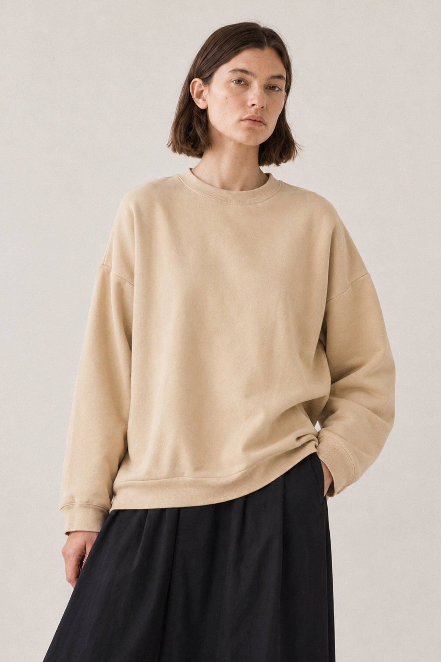 BASIC PLEATED SWEATSHIRT