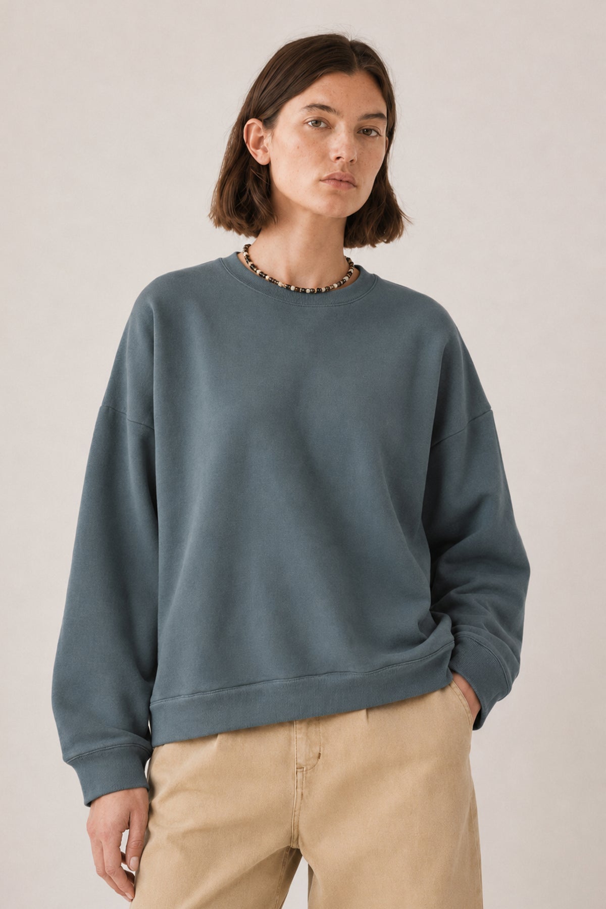 BASIC PLEATED SWEATSHIRT