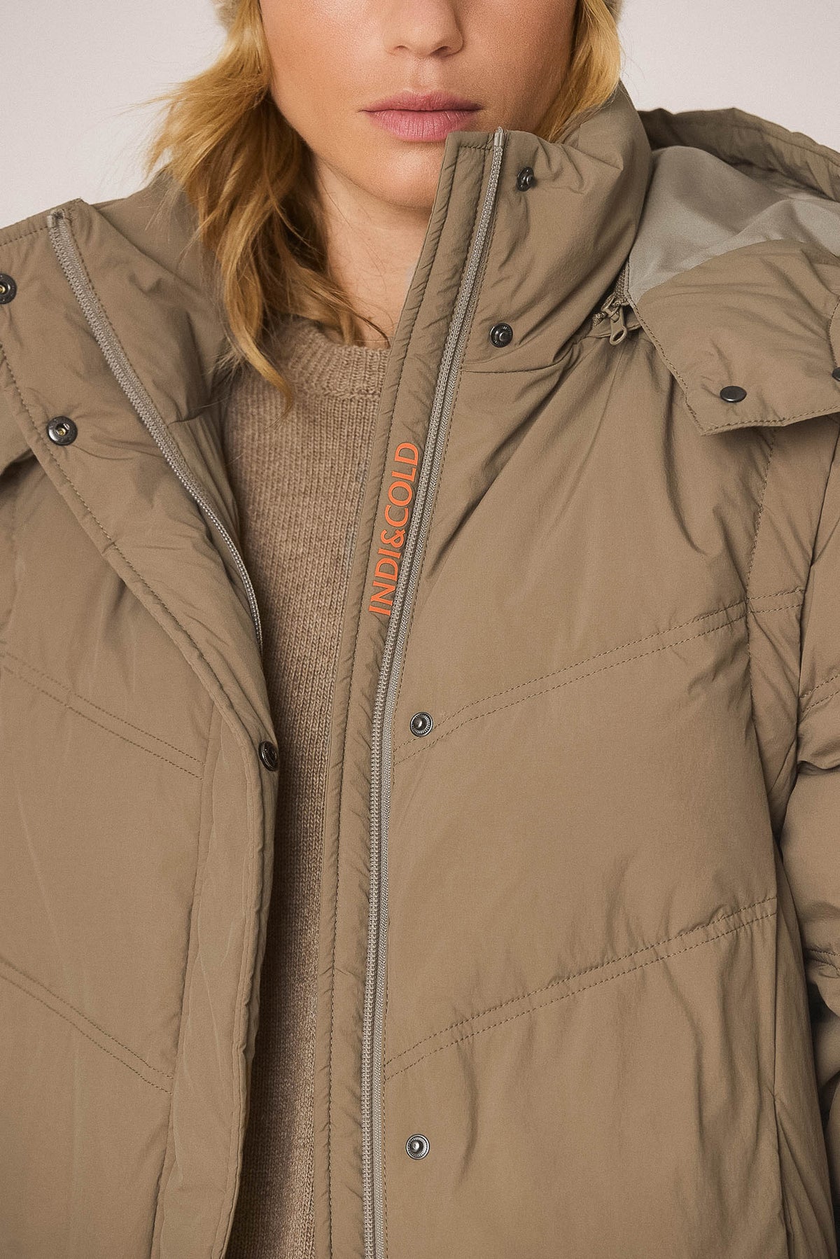 MULTIFUNCTION DOWN JACKET