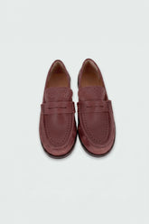 MOCASSINS EN CUIR PERFORÉ