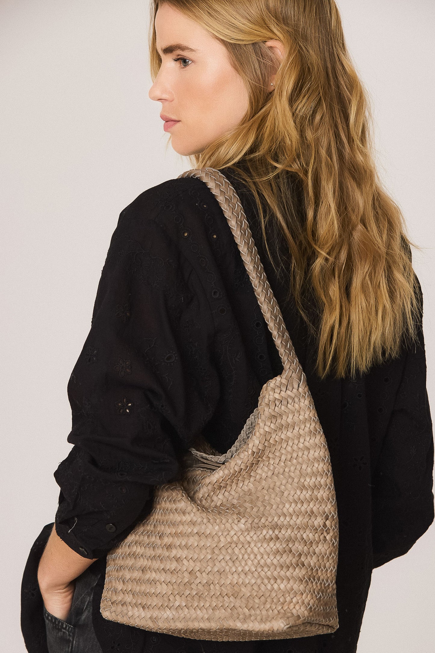 MEDIUM BRAIDED BAG