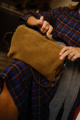 BOLSO ALARGADO SERRAJE