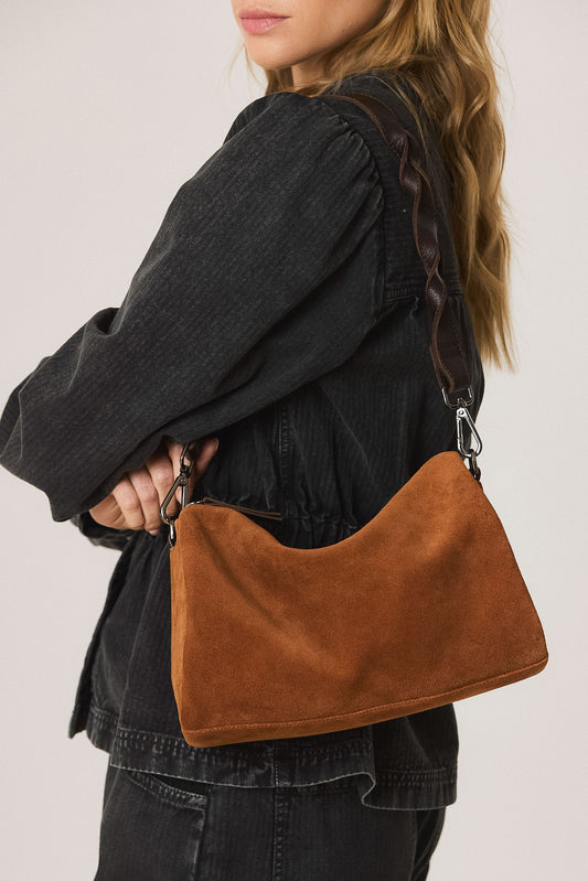 BOLSO ALARGADO SERRAJE 1