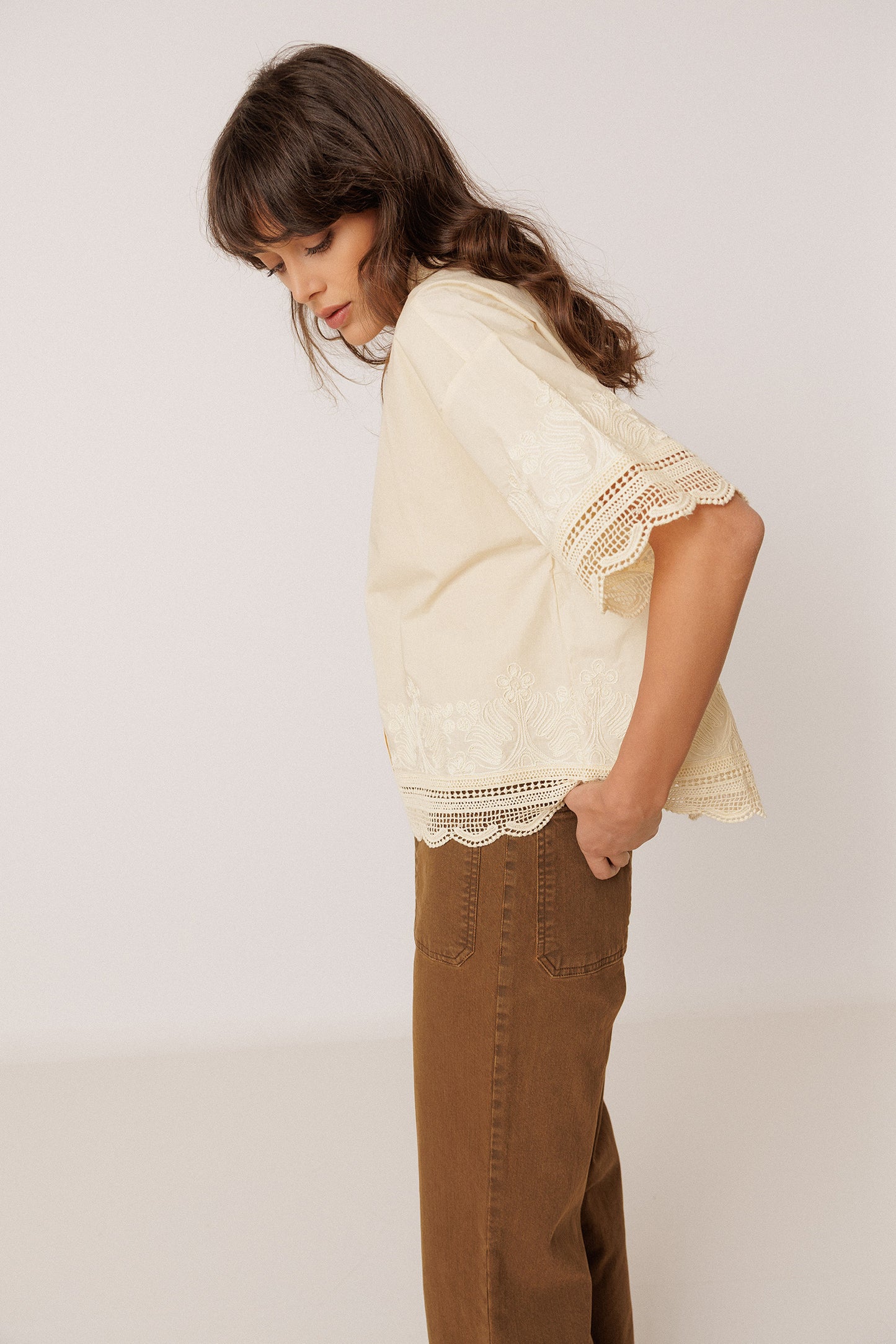 EMBROIDERED POPLIN SHIRT