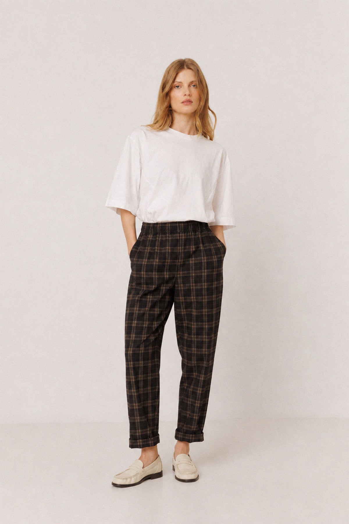 ELASTIC MICRO-CORDUROY CHECKERED PANTS