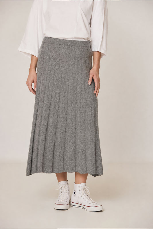 CASHMERE-BLEND CARDIGAN + RIBBED MIDI SKIRT 4